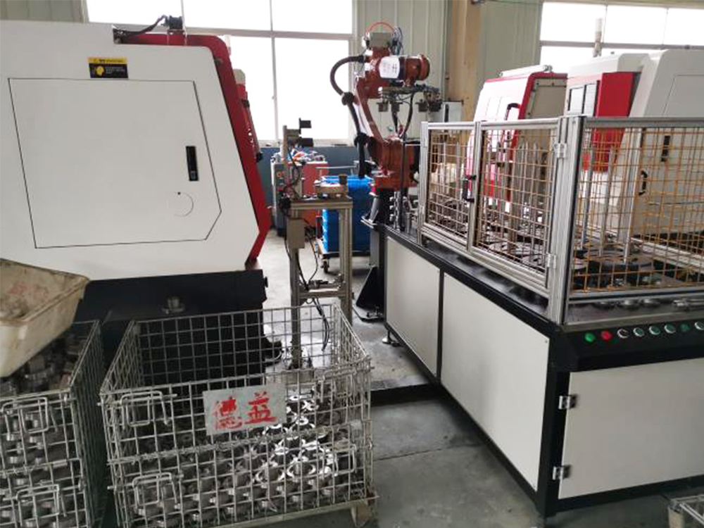 CNC lathe with robot